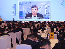 簽約諾貝爾獎(jiǎng)得主,超威集團(tuán)發(fā)布三大單品電池